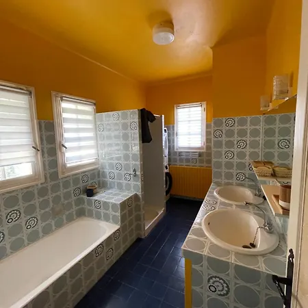 - Quartier Noailles Hyères